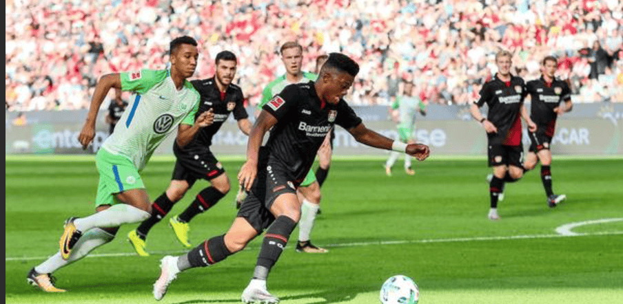 德甲赛事前瞻:门兴格拉德巴赫 vs 奥格斯堡——全方位分析与比分预测